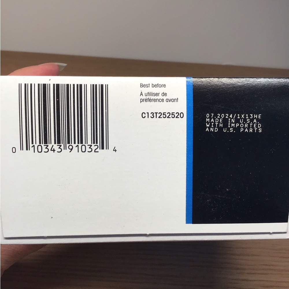 Epson 252 Standard-Capacity Ink Cartridge Box - Cyan/Magenta/Yellow - Picture 7 of 7